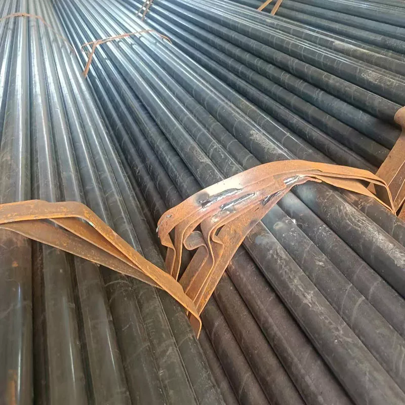 Black Seamless Steel Pipe သည် အဘယ်ကြောင့်ဆိုသော် စွမ်းအားမြင့်စက်မှုလုပ်ငန်းဆိုင်ရာအသုံးချမှုများအတွက် ဦးစားပေးရွေးချယ်မှုဖြစ်သနည်း။